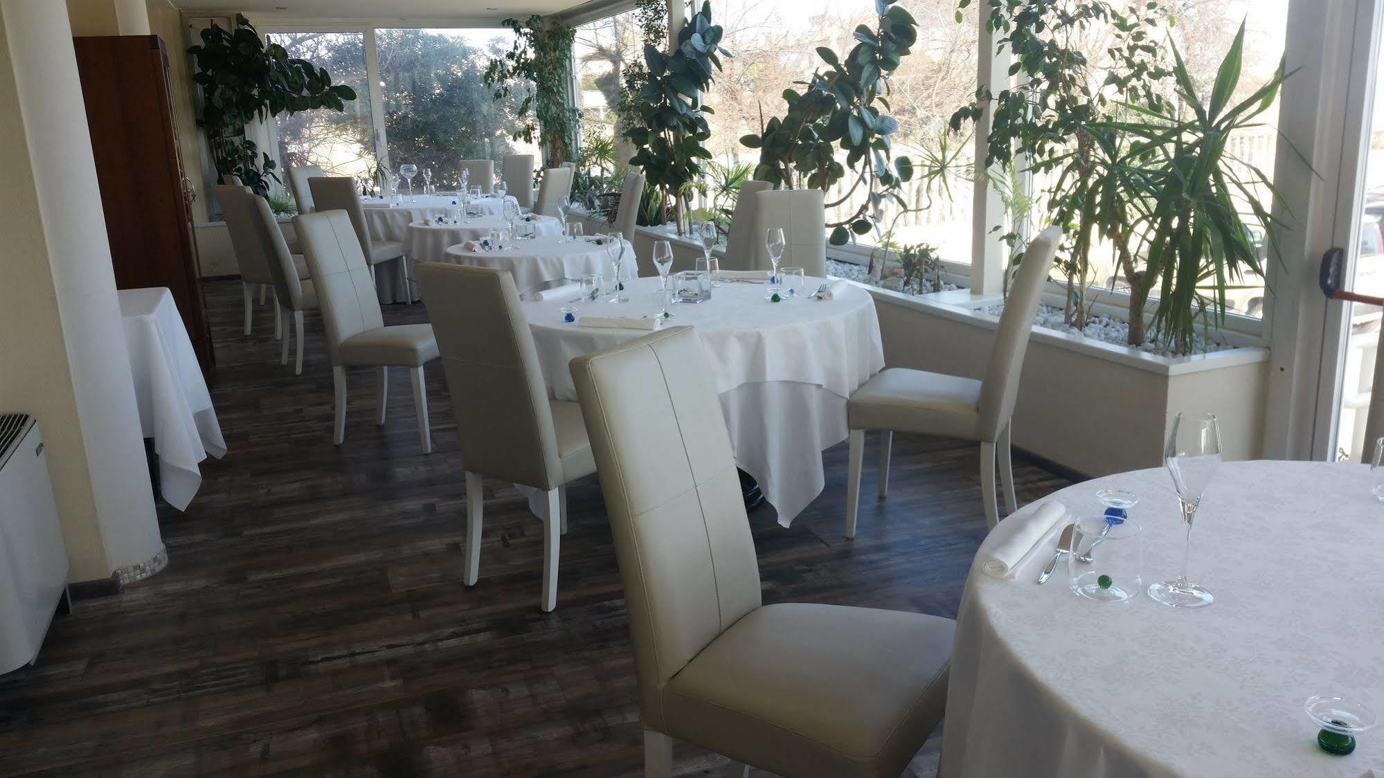 Hotel Elisabeth Due Fano Ngoại thất bức ảnh